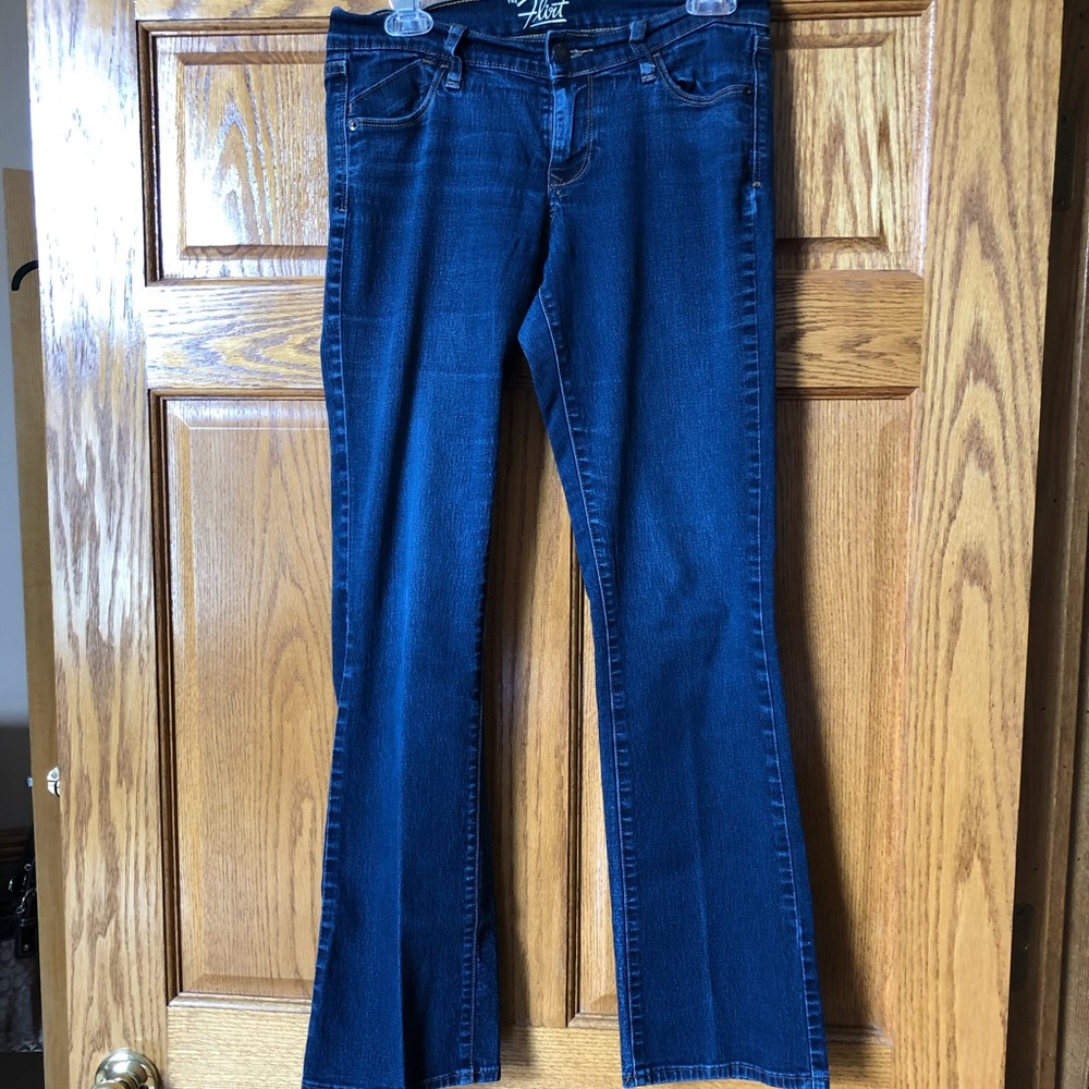 Old Navy dark wash Flirt jeans. Size 2.